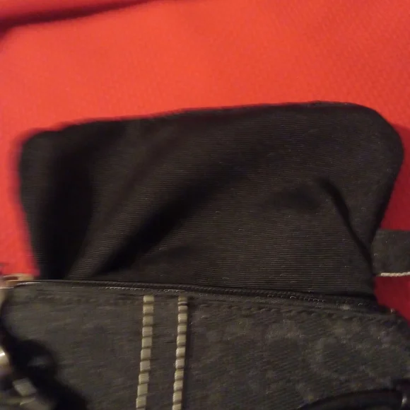 Black Coach Wristlet EUC - Picture 5 of 7